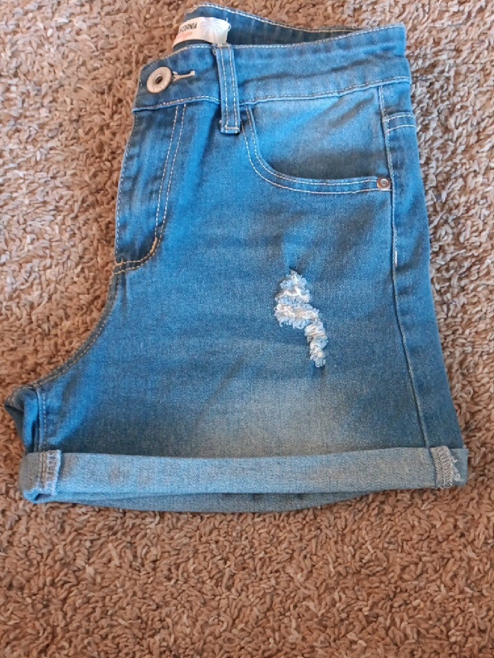 Women’s Blue Denim Rolled-Hem Jean Shorts with Distressed Detail